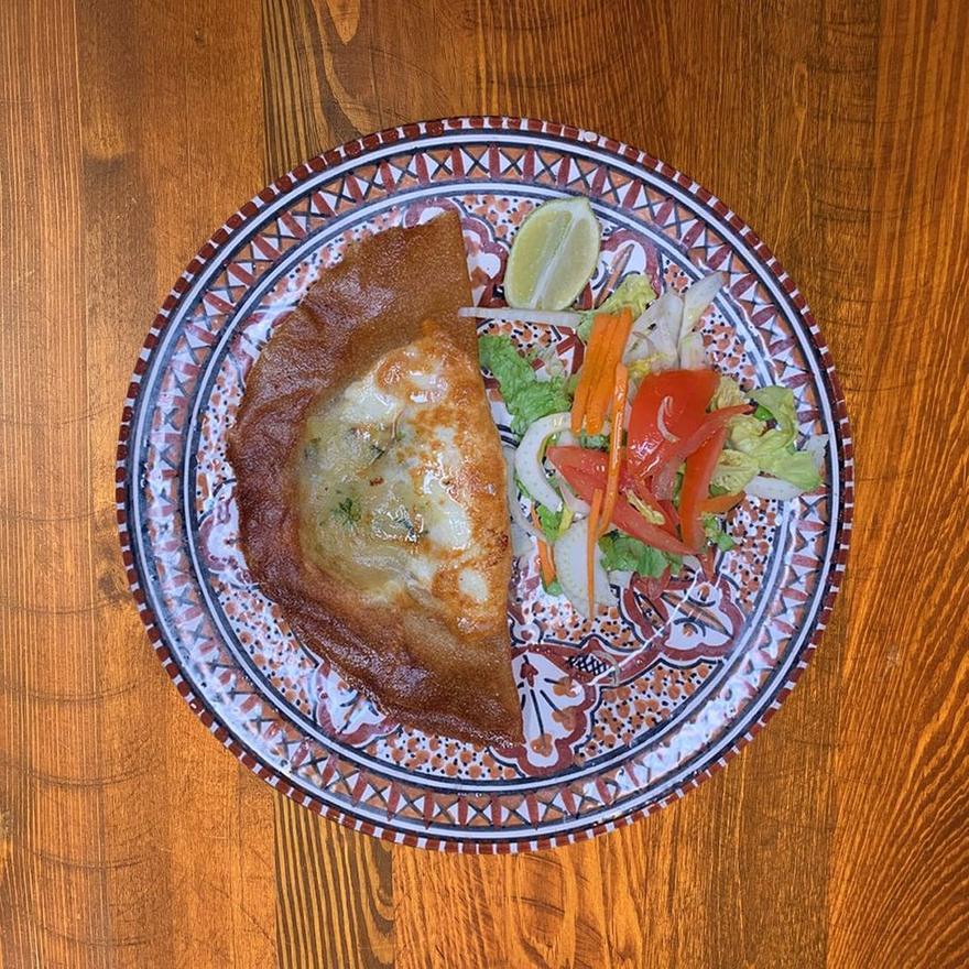 Brik au thon et à l'œuf, dorée à la commande